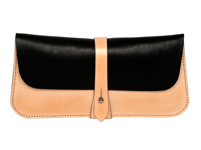 Lily Clutch (Natural/Black)