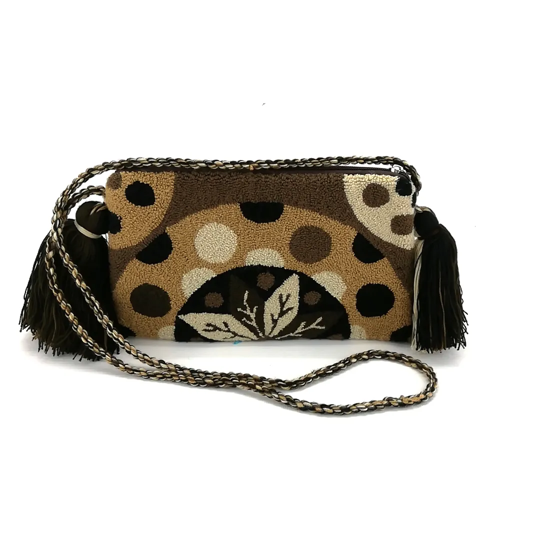 Wayuu Clutch – Fuzzies – Large – 24 x 14 Cm – ATK0016